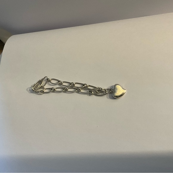 Authentic Elsa Peretti Tiffany Closed Heart Bracelet - - Picture 5 of 5